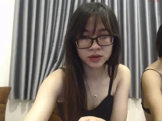 đền bù cho cô bạn học cũ đã có Người chồng chỉ để được làm tình